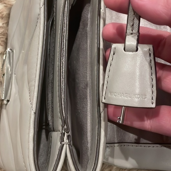 NEW NWT | Michael Kors CECE XS CHAIN CROSSBODY Gray Leather Shoulder Bag Purse - Picture 7 of 9